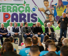 Governador em exercício Darci Piana participa do evento Transformando Pessoas, Formando Vencedores, evento que reuniu atletas e técnicos paranaenses que vão participar dos Jogos Olímpicos e Paralímpicos de Paris 2024.  Foto: Gabriel Rosa/AEN