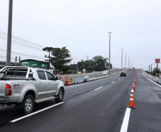 Novo viaduto de São José dos Pinhais tem pista superior liberada para o tráfego