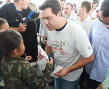 O governador Carlos Massa Ratinho Junior anunciou neste sábado (22), no balneário de Praia de Leste, o projeto de modernização da orla de Pontal do Paraná e um pacote de investimentos para a cidade que ultrapassará R$ 96 milhões