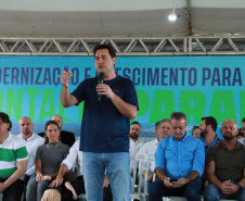 O governador Carlos Massa Ratinho Junior anunciou neste sábado (22), no balneário de Praia de Leste, o projeto de modernização da orla de Pontal do Paraná e um pacote de investimentos para a cidade que ultrapassará R$ 96 milhões