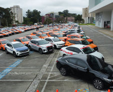 Governo do Paraná abre linha de crédito com juros subsidiados para taxistas renovarem frota