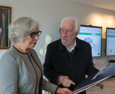 O governador em exercício Darci Piana recebe nesta terça-feira (16) a  Sra Maria Amarilla, Embaixadora do Paraguai.