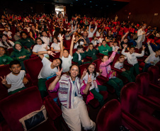 SEEC CRIANÇAS NO TEATRO
