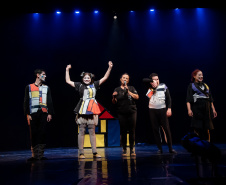SEEC CRIANÇAS NO TEATRO