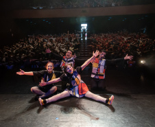 SEEC CRIANÇAS NO TEATRO