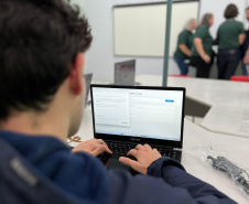 Alunos selecionados do projeto Talento Tech dão início a cronograma de aulas  