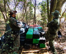 Polícia Ambiental apreende 933,85 kg de substância análoga a maconha em Umuarama