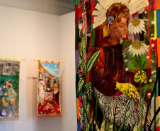 Exposição “Segredo da Cor” traz foco antirracista e brasilidades no Museu Casa Alfredo Andersen
