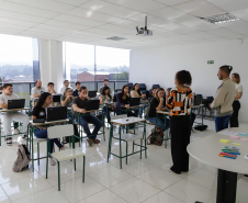 Alunos do projeto Talento Tech realizam primeira prova presencial nos 50 municípios