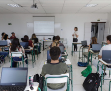 Alunos do projeto Talento Tech realizam primeira prova presencial nos 50 municípios