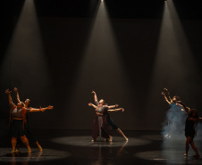 Apresentações gratuitas de grupo de dança do Colégio Estadual do Paraná chegam a Umuarama 