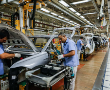 Paraná registra maior crescimento da atividade econômica do Sul e Sudeste em junho