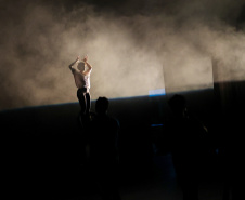Coreografia Castelo do ballet Teatro Guaira
