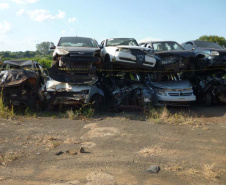 DER/PR vai realizar leilão de sucatas de carros e motos em setembro 