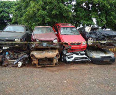 DER/PR vai realizar leilão de sucatas de carros e motos em setembro 