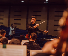 Orquestra Sinfônica do Paraná apresenta o concerto &quot;Cenários&quot;, com três obras da América Latina e Europa