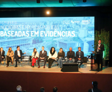 Seminário sobre indicadores e políticas públicas baseadas em evidências