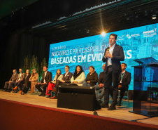 Seminário sobre indicadores e políticas públicas baseadas em evidências