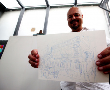 Desenhista e urban sketcher Simon Taylor assume residência artística do Museu Casa Alfredo Andersen 