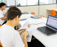 Dia Nacional da Educação Profissional e Tecnológica: alunos ajudam a contar histórias que motivaram expansão da modalidade no Paraná