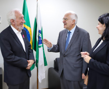 O vice-governador Darci Piana recebe nesta segunda-feira (21) o  embaixador do Chipre no Brasil, Vasilios Philippou
