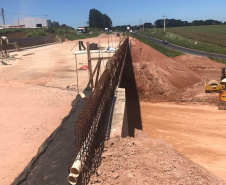 Orçamento de 2025 prevê aumento de 60% nos investimentos, com R$ 2,1 bilhões para obras