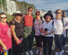 168 paranaenses conhecem as Cataratas do Iguaçu por meio do Programa Paraná + Viagem