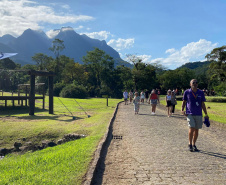 Com apoio do Estado, operadora apresenta atrativos de Foz do Iguaçu e capacita agentes de viagens brasileiros