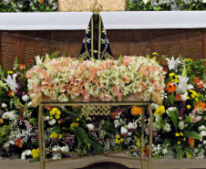 Dia da Padroeira do Brasil: eventos religiosos atraem milhares de turistas ao Paraná em outubro