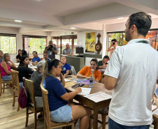 Portos do Paranáoferece aulas de inglês aos comerciantes para atenderem cruzeiristas