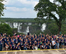 168 paranaenses conhecem as Cataratas do Iguaçu por meio do Programa Paraná + Viagem