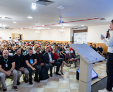 Seminário reúne 200 professores de robótica para encerramento da jornada educacional de 2024