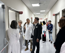 Para dar início a cooperação técnica, profissionais do Paraná realizam treinamento na AACD