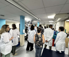 Para dar início a cooperação técnica, profissionais do Paraná realizam treinamento na AACD