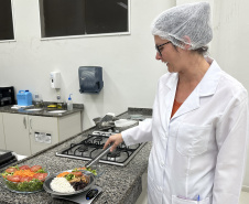FUNDEPAR PROFISSIONAIS DE NUTRIÇÃO