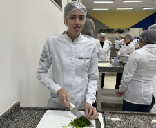 FUNDEPAR PROFISSIONAIS DE NUTRIÇÃO