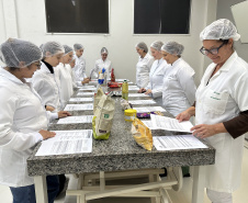 FUNDEPAR PROFISSIONAIS DE NUTRIÇÃO