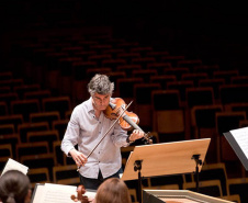 Orquestra Sinfonica do Paraná apresenta "Encontro com o Barroco"