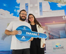 COHAPAR Entrega do Resid Marapé em Maringá