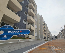 COHAPAR Entrega do Resid Marapé em Maringá