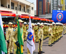 Corpo de Bombeiros festeja 112 anos com homenagens e entrega de via turas