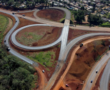 Orçamento de 2025 prevê aumento de 60% nos investimentos, com R$ 2,1 bilhões para obras