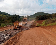 Orçamento de 2025 prevê aumento de 60% nos investimentos, com R$ 2,1 bilhões para obras