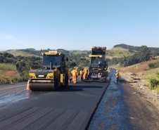 Orçamento de 2025 prevê aumento de 60% nos investimentos, com R$ 2,1 bilhões para obras