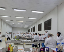 FUNDEPAR PROFISSIONAIS DE NUTRIÇÃO