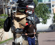 Governo do Paraná, em parceria com a multinacional SIG e Earthworm Foundation Brasil, busca melhorar as condições da cadeia de recicláveis no Estado
