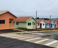COHAPAR Entrega de moradias em Coronel Domingos Soares