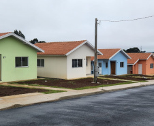 COHAPAR Entrega de moradias em Coronel Domingos Soares