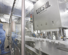Tecpar moderniza laboratório de vacina antirrábica veterinária para ampliar capacidade de produção