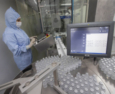 Tecpar moderniza laboratório de vacina antirrábica veterinária para ampliar capacidade de produção